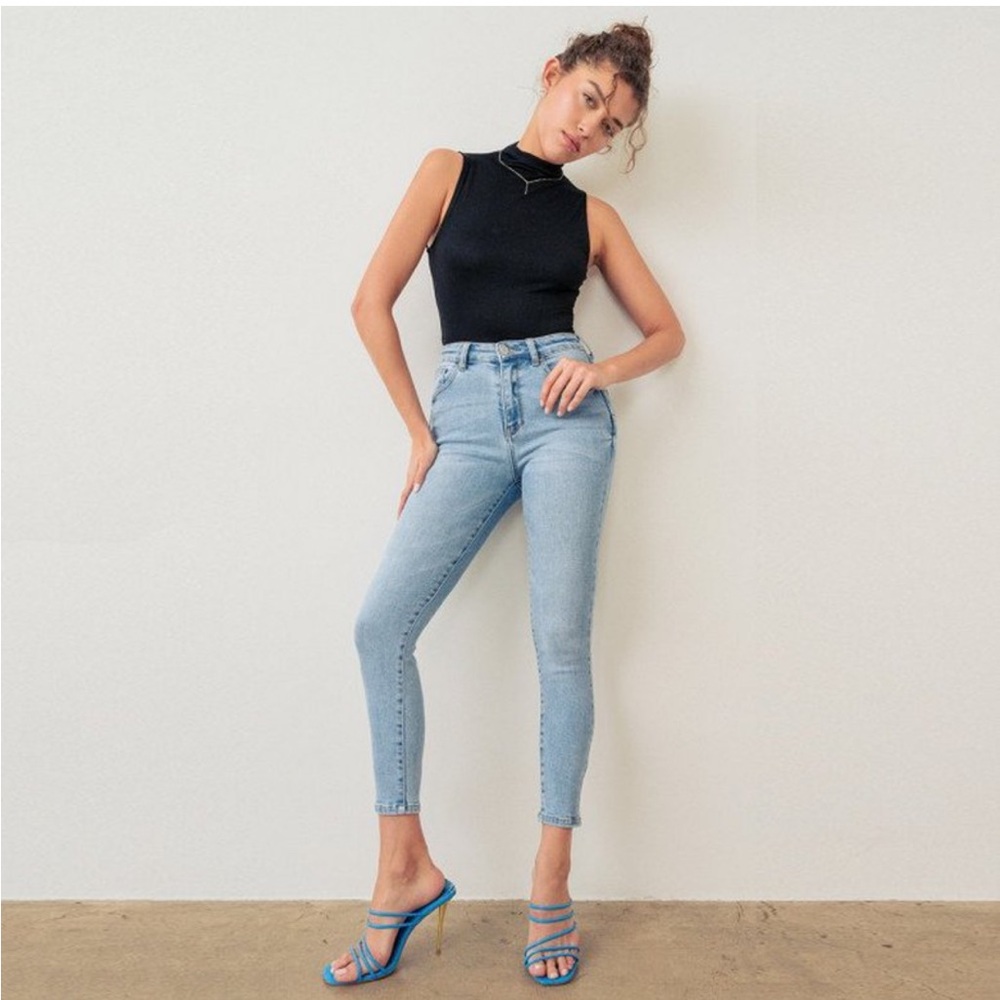 Wax Jeans Light Wash Women’s Skinny Jeans